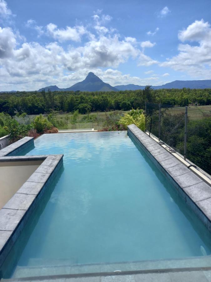 373 Wolmar Cosy And Modern Apartment- 200 Metres From The Beach And Supermarkets And Just Next To Domaine De Wolmar With Views Of Deers And Green Natural Park Flic-en-Flacq Buitenkant foto