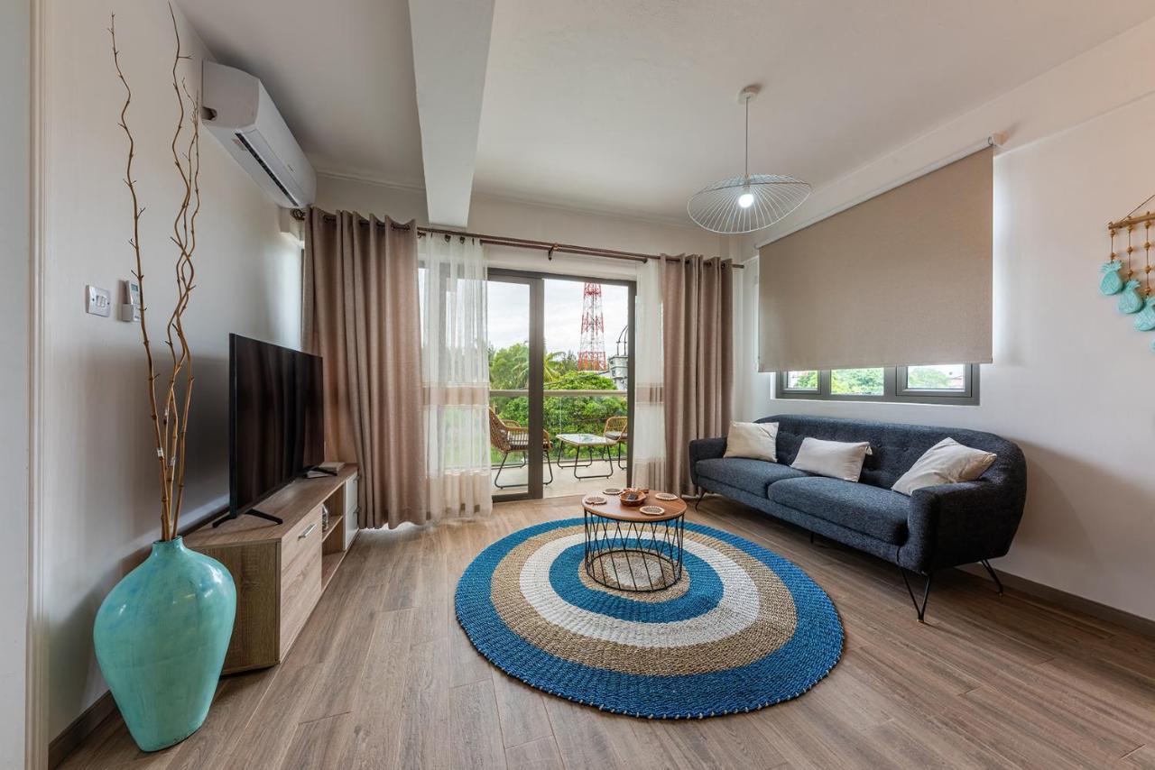 373 Wolmar Cosy And Modern Apartment- 200 Metres From The Beach And Supermarkets And Just Next To Domaine De Wolmar With Views Of Deers And Green Natural Park Flic-en-Flacq Buitenkant foto