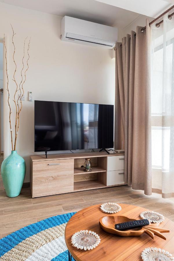 373 Wolmar Cosy And Modern Apartment- 200 Metres From The Beach And Supermarkets And Just Next To Domaine De Wolmar With Views Of Deers And Green Natural Park Flic-en-Flacq Buitenkant foto